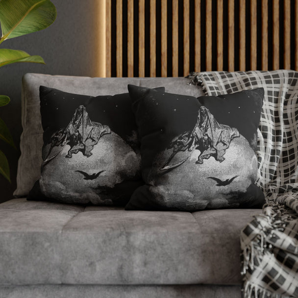 Gustave Doré 'The Raven' pillowcase, 100% spun polyester, double-sided print, concealed zipper, 4 size options