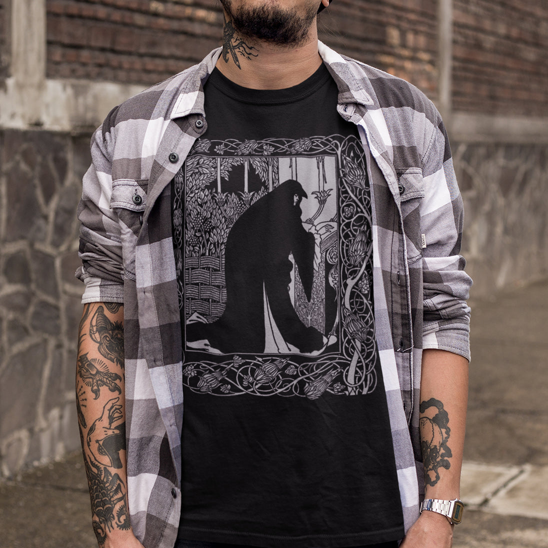 Man wearing Queen Guinevere T-Shirt
