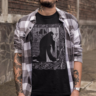 Man wearing Queen Guinevere T-Shirt
