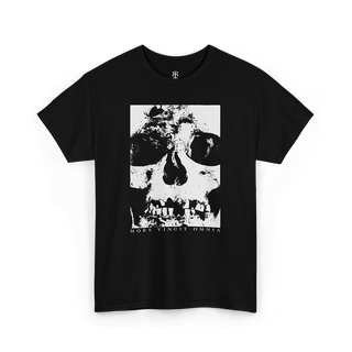 Mors Vincit Omnia t-shirt showing human skull